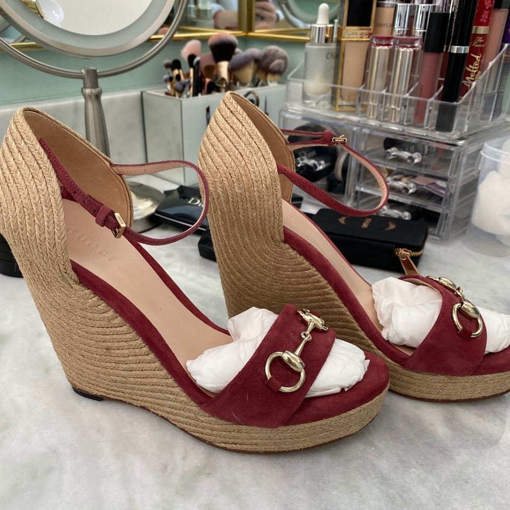 GUCCI HORSEBIT WEDGES